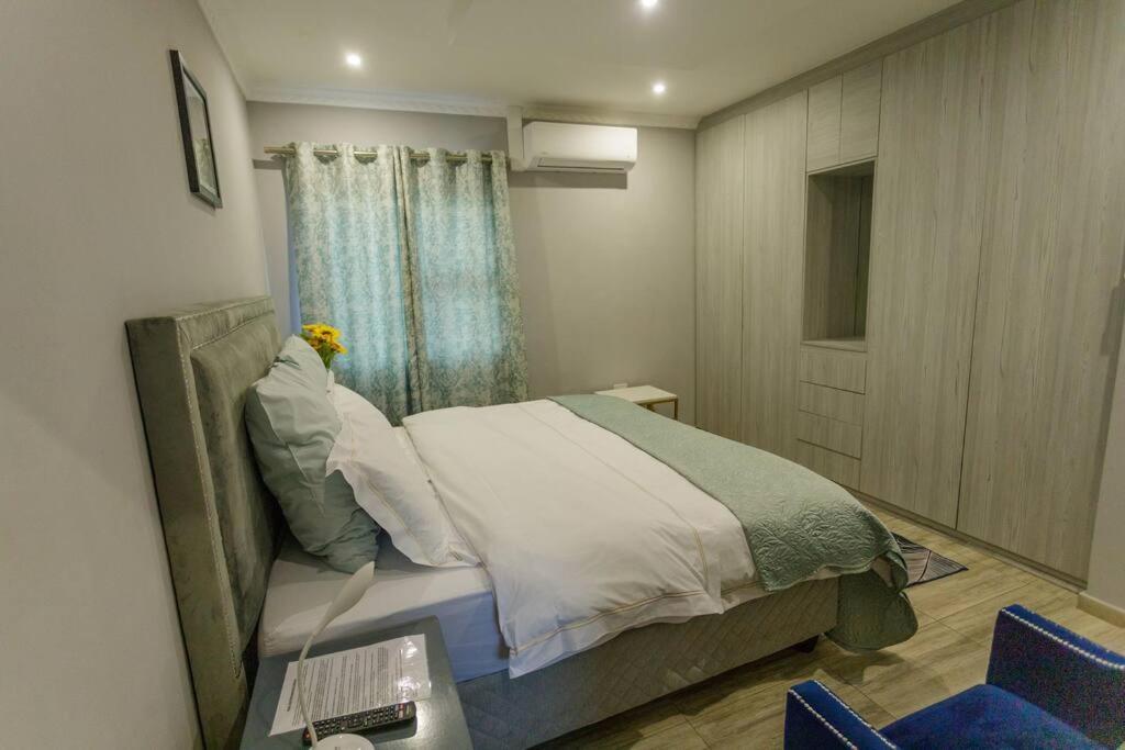 Cozier Glitz Villa Cape Town Eksteriør bilde