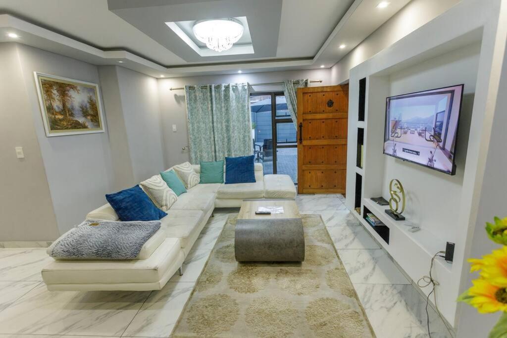 Cozier Glitz Villa Cape Town Eksteriør bilde