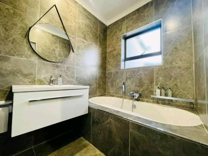 Cozier Glitz Villa Cape Town Eksteriør bilde